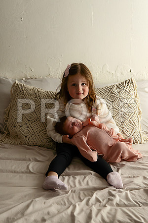 KC Newborn Photographer | Studio Lifestyle Newborn Photography