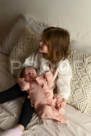 KC Newborn Photographer | Studio Lifestyle Newborn Photography