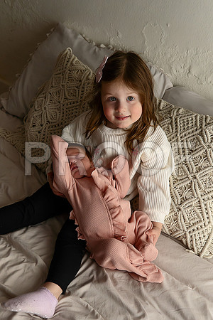 KC Newborn Photographer | Studio Lifestyle Newborn Photography