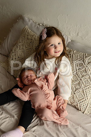 KC Newborn Photographer | Studio Lifestyle Newborn Photography