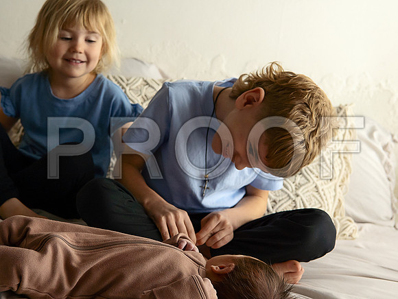KC Newborn Photographer | Studio Lifestyle Newborn Photography
