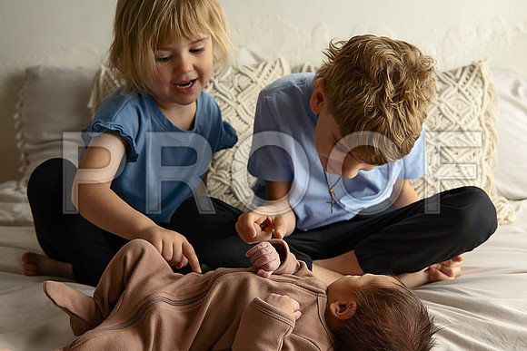 KC Newborn Photographer | Studio Lifestyle Newborn Photography