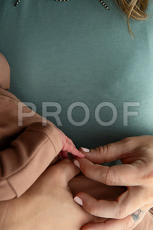 KC Newborn Photographer | Studio Lifestyle Newborn Photography