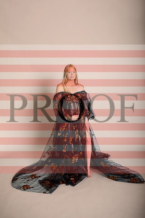 Luxury Kansas City Maternity Photographer | Couture Photo Sessions