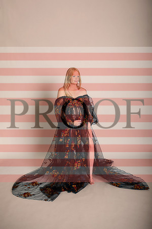 Luxury Kansas City Maternity Photographer | Couture Photo Sessions