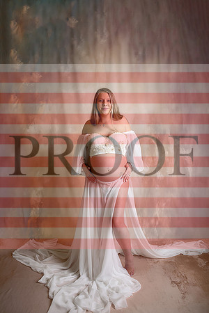 Luxury Kansas City Maternity Photographer | Couture Photo Sessions