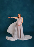 Luxury Kansas City Maternity Photographer | Couture Photo Sessions