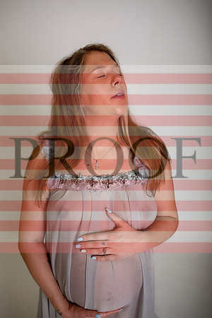 Luxury Kansas City Maternity Photographer | Couture Photo Sessions