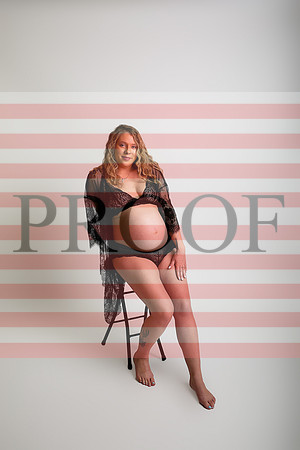 Luxury Kansas City Maternity Photographer | Couture Photo Sessions