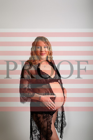 Luxury Kansas City Maternity Photographer | Couture Photo Sessions