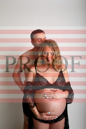 Luxury Kansas City Maternity Photographer | Couture Photo Sessions
