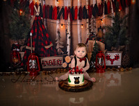 Kansas City Cake Smash Photographer - First Birthday Studio
