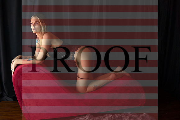Kansas City Boudoir Photographer | Empowering Luxury Experience