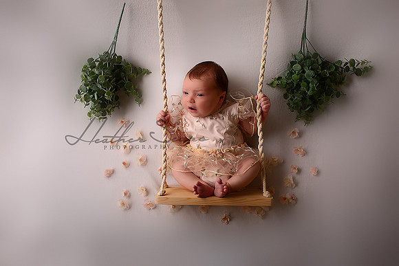 Kansas City Newborn Photographer | Award-Winning Baby Portraits