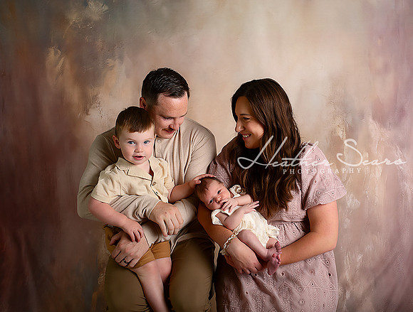 Kansas City Newborn Photographer | Award-Winning Baby Portraits