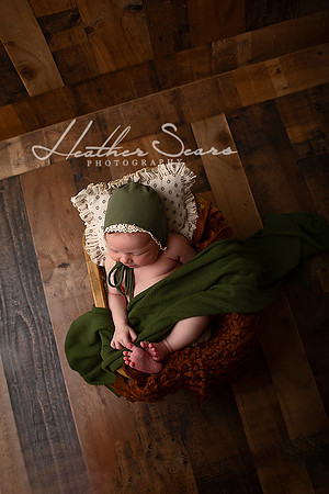 Kansas City Newborn Photographer | Award-Winning Baby Portraits