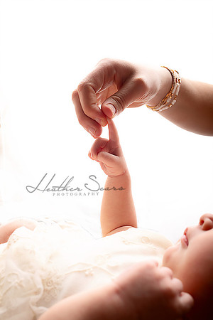 Kansas City Newborn Photographer | Award-Winning Baby Portraits