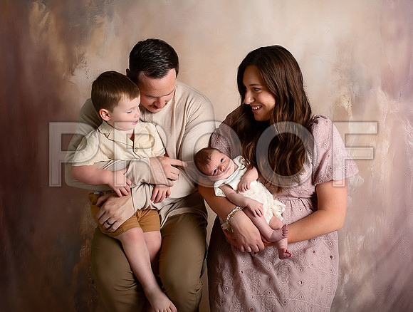 Kansas City Newborn Photographer | Award-Winning Baby Portraits