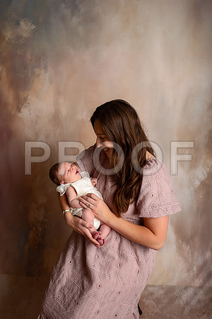 Kansas City Newborn Photographer | Award-Winning Baby Portraits