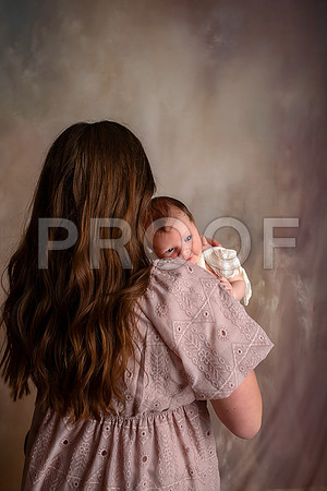 Kansas City Newborn Photographer | Award-Winning Baby Portraits