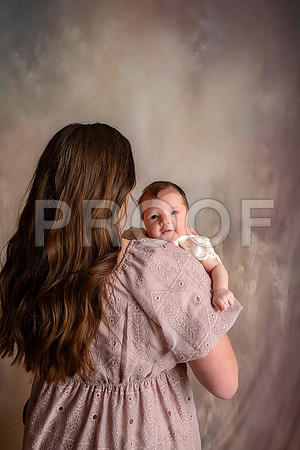 Kansas City Newborn Photographer | Award-Winning Baby Portraits