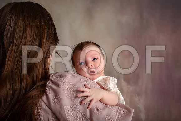 Kansas City Newborn Photographer | Award-Winning Baby Portraits