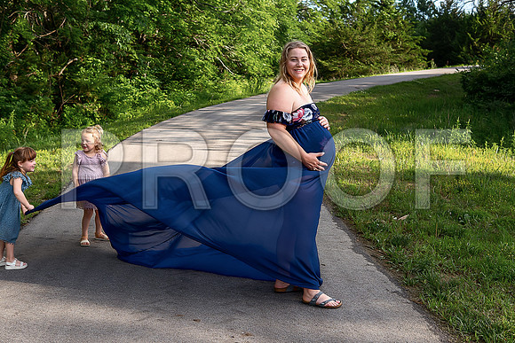 Luxury Kansas City Maternity Photographer | Couture Photo Sessions