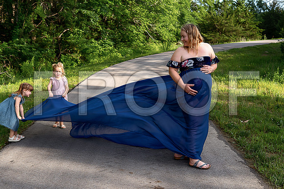 Luxury Kansas City Maternity Photographer | Couture Photo Sessions