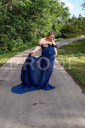Luxury Kansas City Maternity Photographer | Couture Photo Sessions