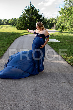 Luxury Kansas City Maternity Photographer | Couture Photo Sessions