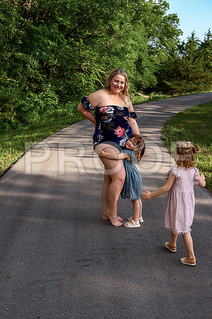 Luxury Kansas City Maternity Photographer | Couture Photo Sessions