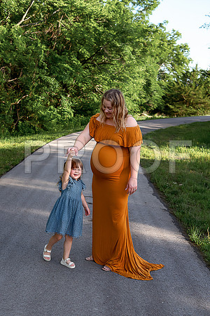 Luxury Kansas City Maternity Photographer | Couture Photo Sessions