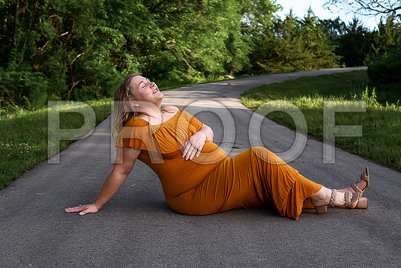 Luxury Kansas City Maternity Photographer | Couture Photo Sessions