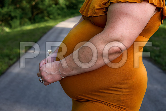 Luxury Kansas City Maternity Photographer | Couture Photo Sessions