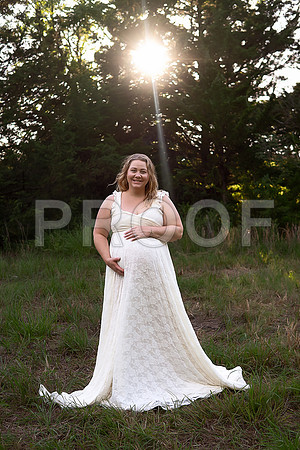 Luxury Kansas City Maternity Photographer | Couture Photo Sessions
