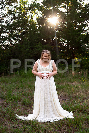 Luxury Kansas City Maternity Photographer | Couture Photo Sessions