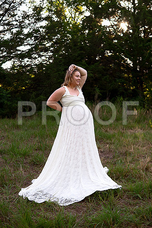 Luxury Kansas City Maternity Photographer | Couture Photo Sessions