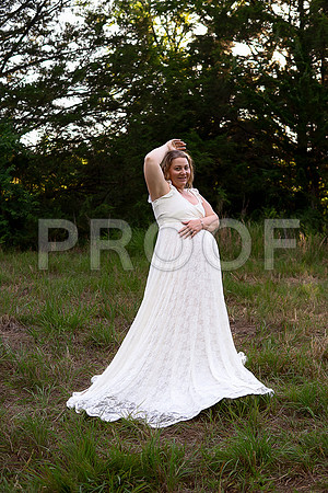 Luxury Kansas City Maternity Photographer | Couture Photo Sessions