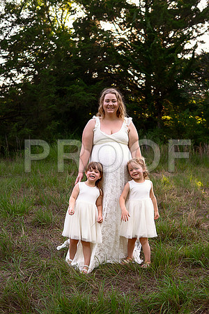 Luxury Kansas City Maternity Photographer | Couture Photo Sessions