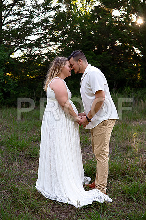 Luxury Kansas City Maternity Photographer | Couture Photo Sessions