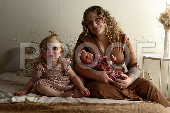 KC Newborn Photographer | Studio Lifestyle Newborn Photography