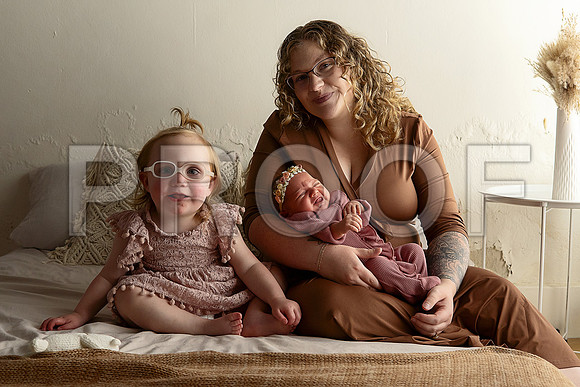 KC Newborn Photographer | Studio Lifestyle Newborn Photography