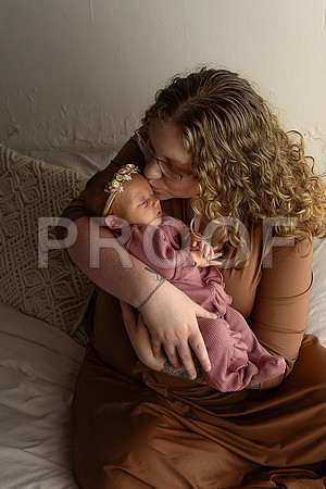KC Newborn Photographer | Studio Lifestyle Newborn Photography