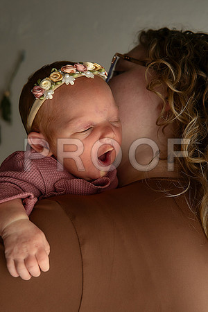 KC Newborn Photographer | Studio Lifestyle Newborn Photography