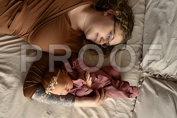 KC Newborn Photographer | Studio Lifestyle Newborn Photography