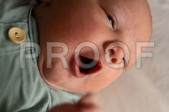KC Newborn Photographer | Studio Lifestyle Newborn Photography