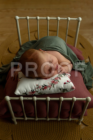 KC Newborn Photographer | Studio Lifestyle Newborn Photography