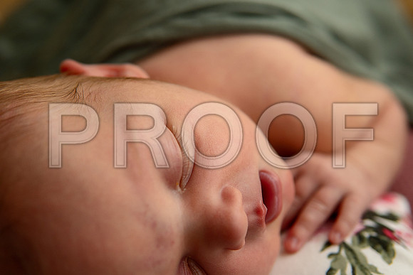 KC Newborn Photographer | Studio Lifestyle Newborn Photography