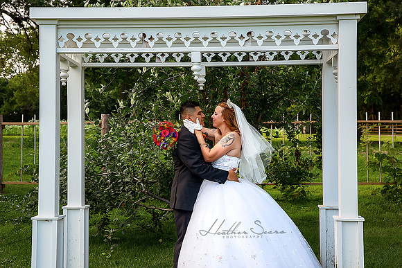 Heather Sears Photography | Timeless Luxury Wedding & Portrait Photography for Kansas City Couples