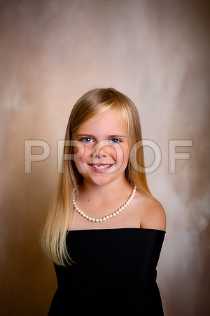 Kansas City Milestone Photographer | Osawatomie Studio Photo Session